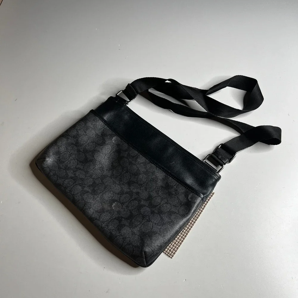 Coach Signature Canvas Crossbody Bag Charcoal Black F28456 Mens Messenger